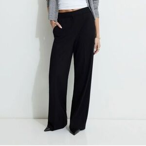NWOT Straight leg trousers - perfect condition!
